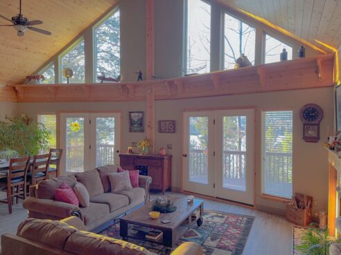 sunsets in hotub overlooking lake 5 bed 3 bath home 208-610-0011